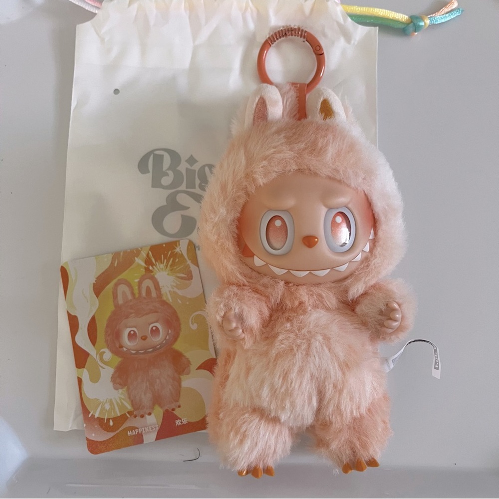 Labubu Big Into Energy Happiness EUC like new Peach direct from Pop Mart 🍑 soft!